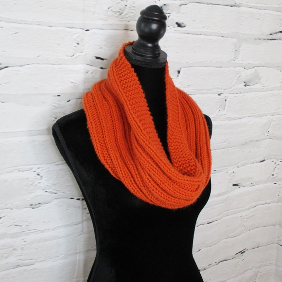 Duncan Street Designs Boho Neck Warmer Cowl Small Loop Infinity Scarf - Picture 2 of 4